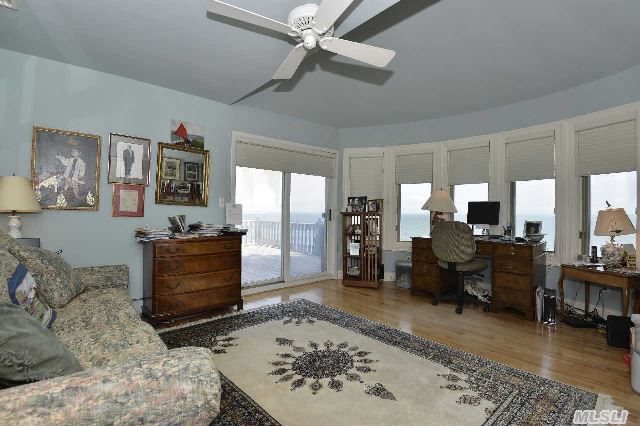 4170 Great Peconic Ba Blvd