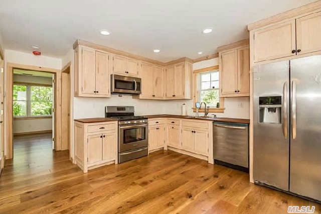 427 Sound Rd