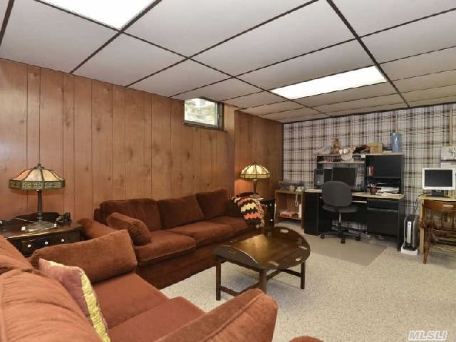 485 Carrington Rd