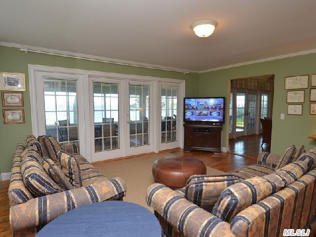 4875 Nassau Point Rd