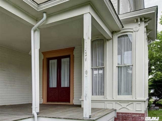 502 Front St