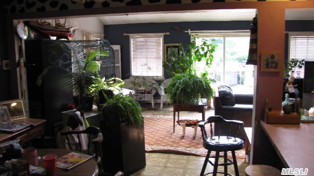 705 Highland Rd