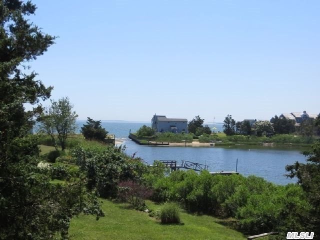 765 W Cedar Point Dr