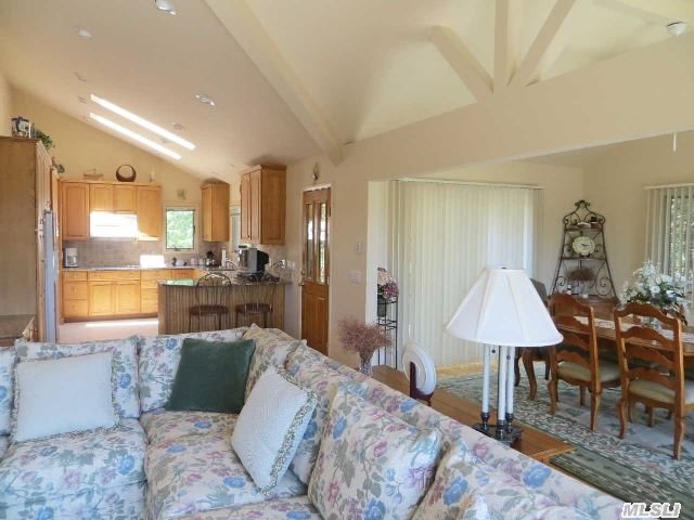 765 W Cedar Point Dr