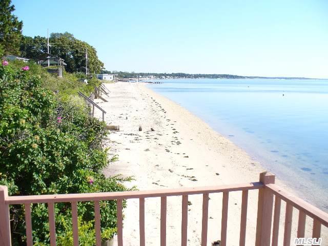 8460 Great Peconic Ba Blvd