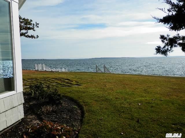 8460 Great Peconic Ba Blvd
