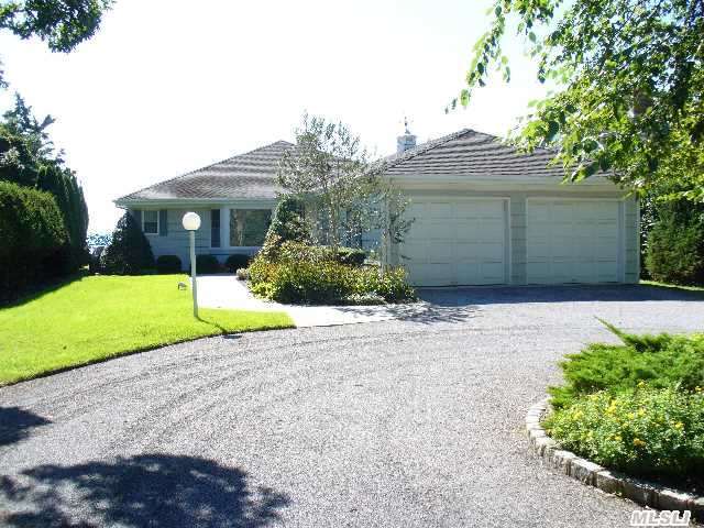 8460 Great Peconic Ba Blvd