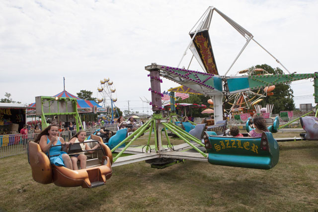 A carnival ride at Country Fest.