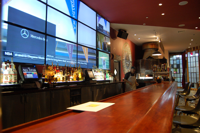 The bar at Smitty's All American Grill. (Credit: Vera Chinese)