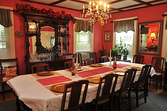 The Dining Room (Cyndi Murray photo) 