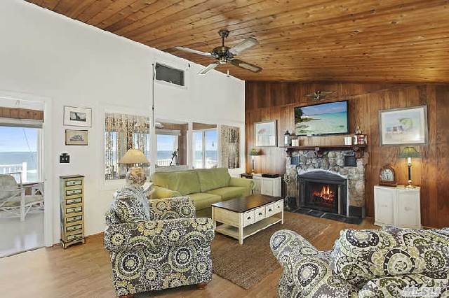 1200 Leeton Dr
