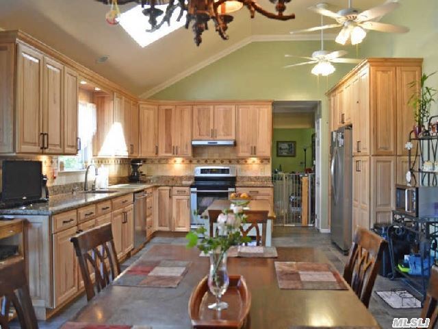 27 Northgate Cir