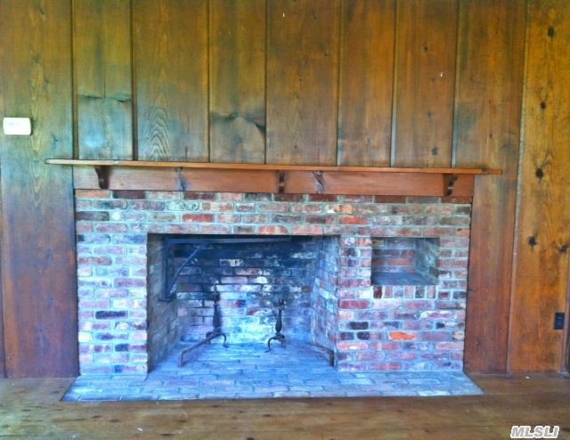 270 Smith Dr