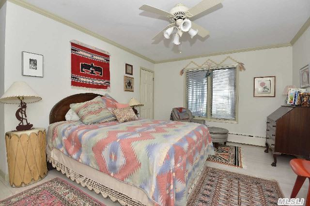 4170 Great Peconic Ba Blvd