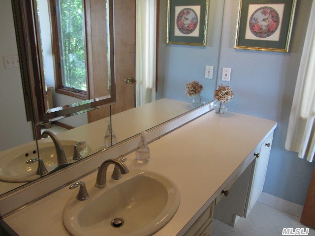 525 Peconic Bay Blvd