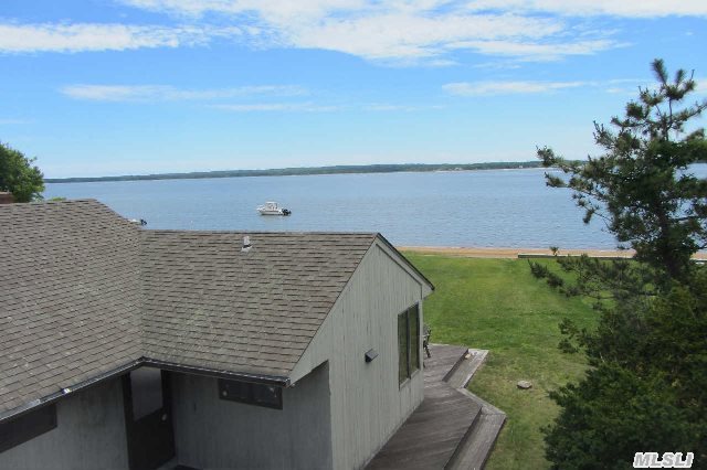 525 Peconic Bay Blvd
