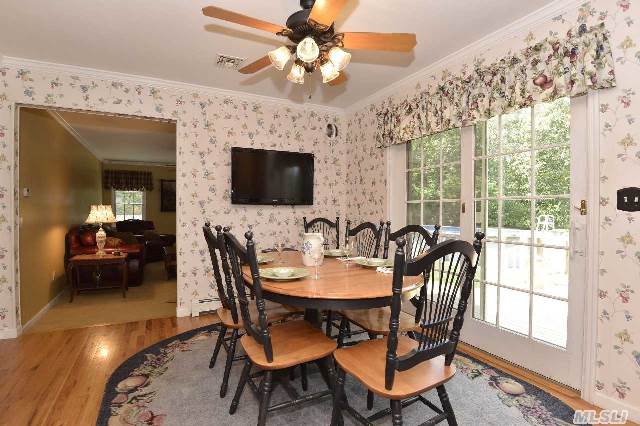 655 Eagle Nest Ct
