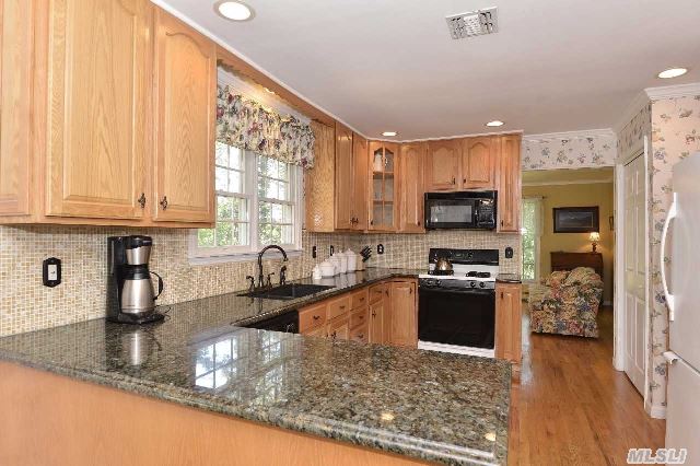 655 Eagle Nest Ct