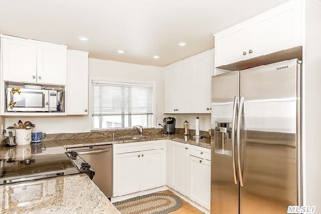 730 Rabbit Ln