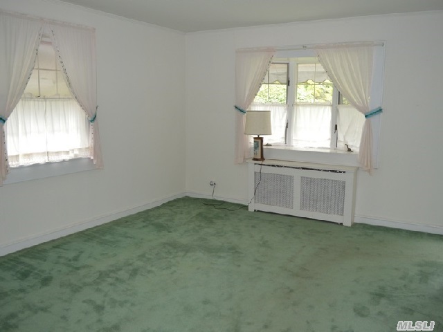 955 Middleton Rd
