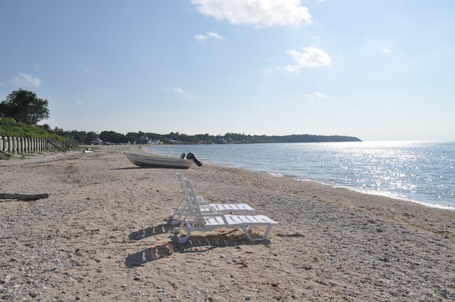 Shorecrest offers guest private beach access.
