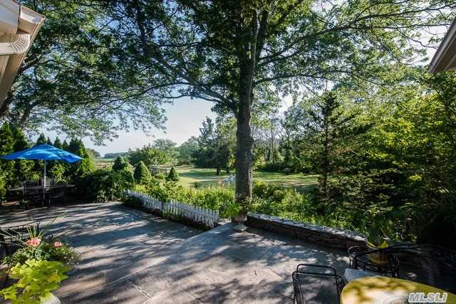1030 Country Club Dr
