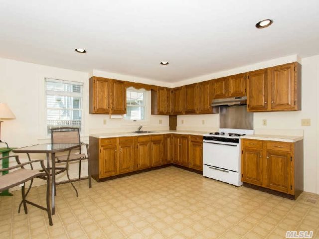 126 Central Ave