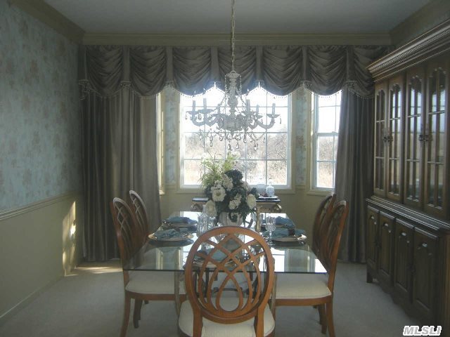 14 Maidstone Ln