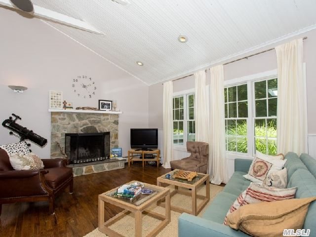 16 Sylvan Rd