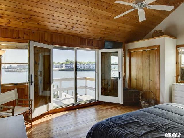 21 Beach St