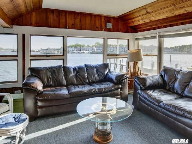 21 Beach St