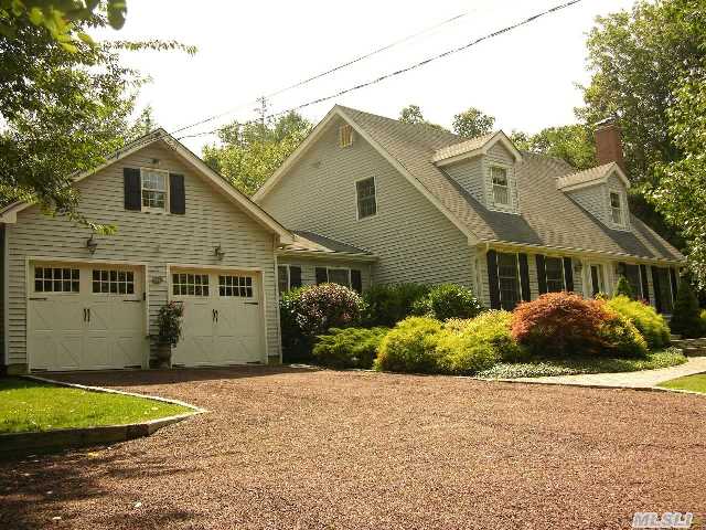 2785 N Wading River Rd