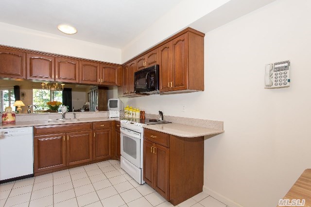 311 Fox Hill Dr