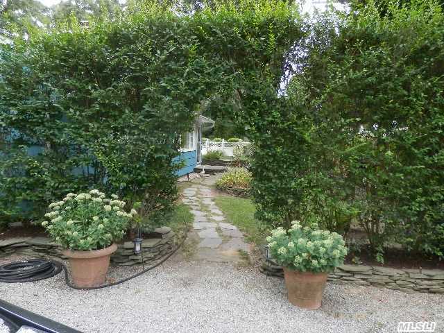 4830 Great Peconic Ba Blvd