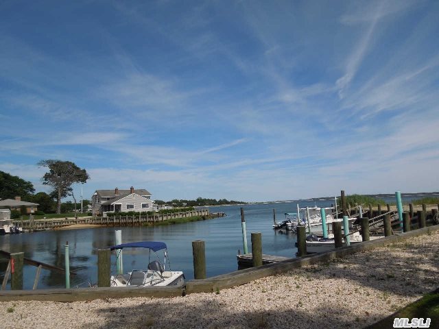52 Bay Harbor Rd