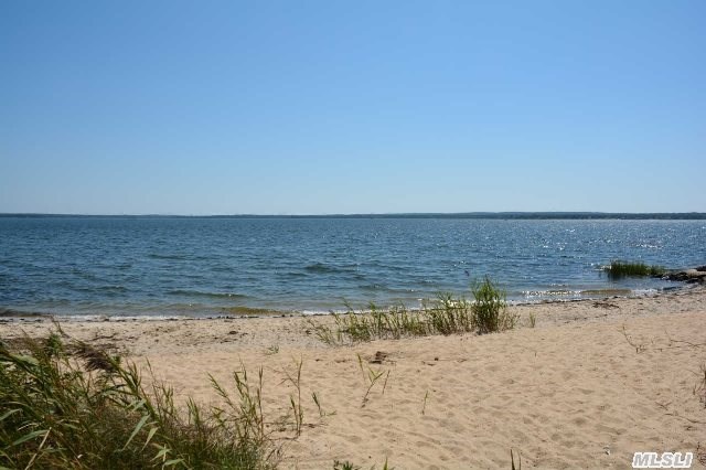 52 Bay Harbor Rd