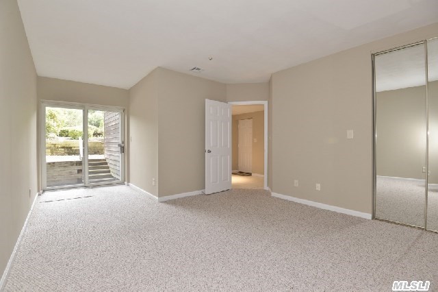 607 Fox Hill Dr