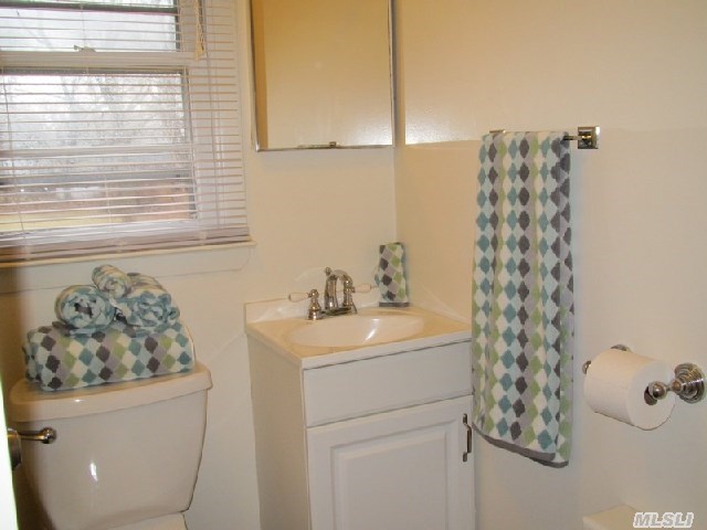 7 Jaspa Rd