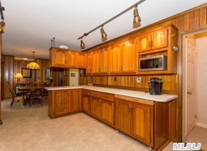135 Case Rd