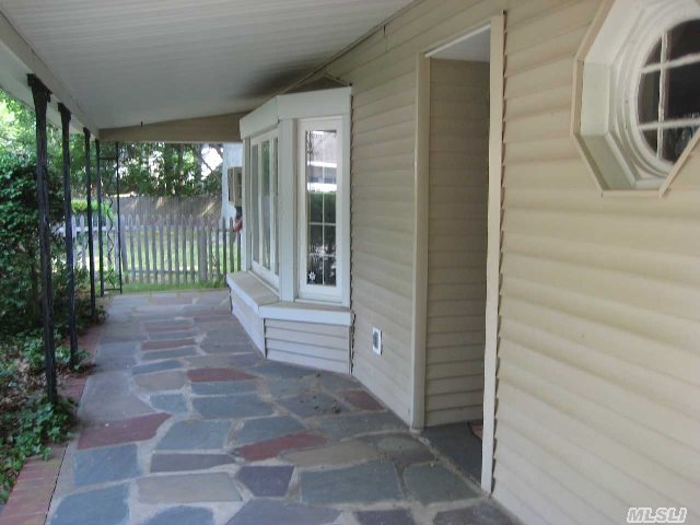 25 Mechanic St