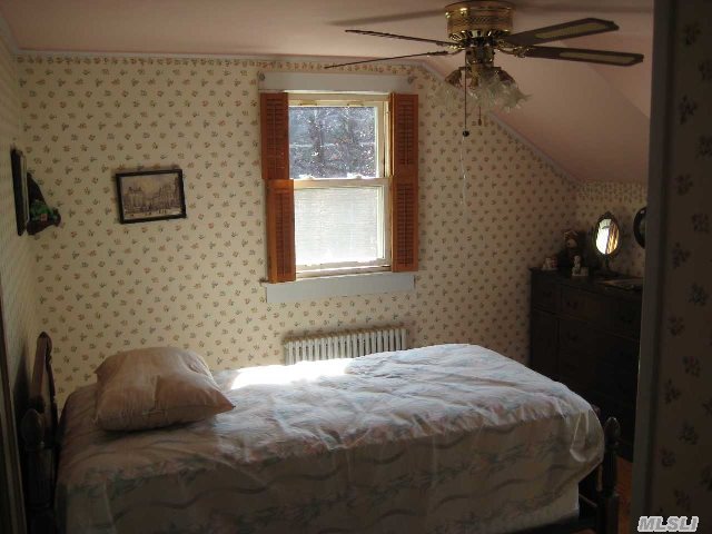 25 Mechanic St