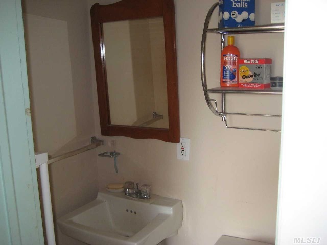 25 Mechanic St