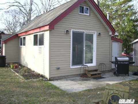 35 Cutlas St