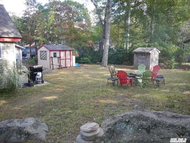 35 Cutlas St