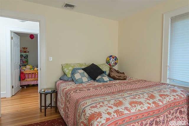 396 Hamilton Ave