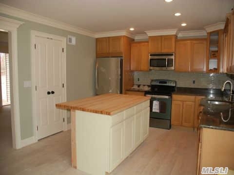 5 Honey Ln