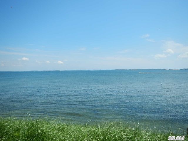 515 South Oakwood Dr