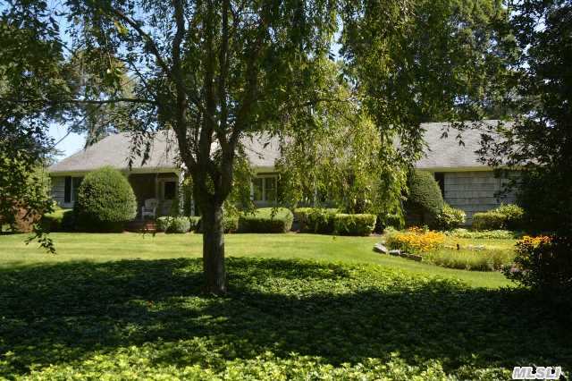52 Bay Harbor Rd