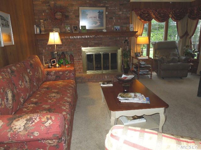 52 Bay Harbor Rd
