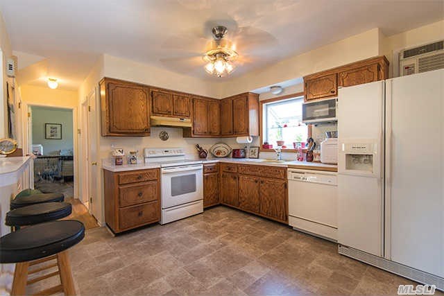 605 Bay Shore Rd
